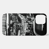 ビンテージカーエンジンのグレースケール撮影 Case-Mate iPhoneケース (裏面 (横))