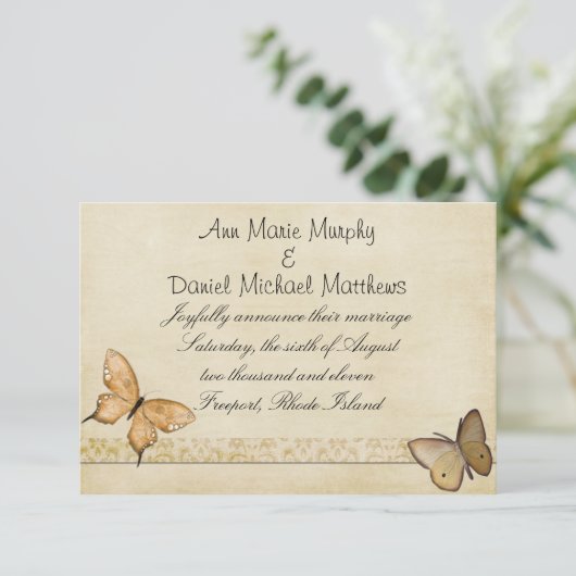 ビンテージクリームバタフライウェディングアナウンスメント 案内状 (スタンド正面)