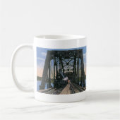 ビンテージ旅行輸送列車オンブリッジ コーヒーマグカップ (左)