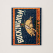 ビンテージ フルーツ crate ラベル アート - 牛男が豚でロデオ ジグソーパズル (縦)