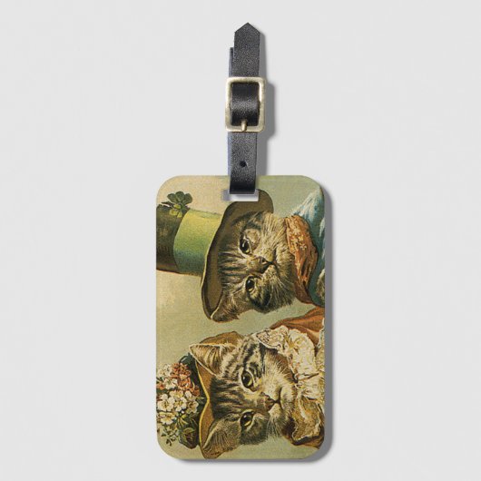 ビンテージ ユーモア、ビクトリア朝の猫の花嫁と新郎の帽子をかぶった猫 ラゲッジタグ (正面縦)