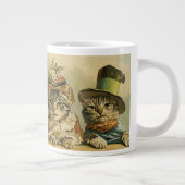 ビンテージ ユーモア、ビクトリア朝の花嫁と新郎の猫が帽子をかぶる ジャンボコーヒーマグカップ (右)
