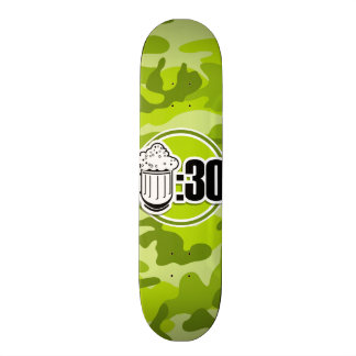 ビーおもしろいル： 30、鮮やかな緑の迷彩柄、カモフラージュ スケートボード