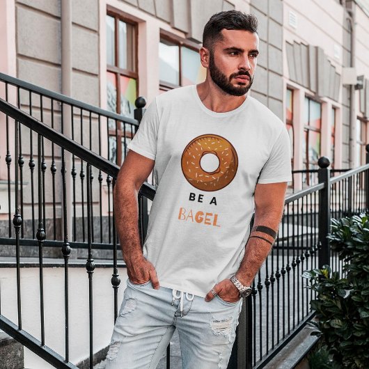 ビーアベーグルおもしろいグルフードプンベーゲルラバーデザイン Tシャツ