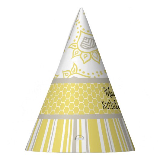 ビーイエローとグレーの幾何学的 パーティーハット (左)