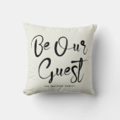 ビーウゲストカスタム文字ファミモダンリ クッション (正面)