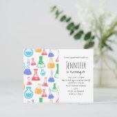 ビーカラフルカーとフラスコ科学パターン インビテーションポストカード (スタンド正面)