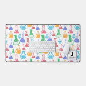 ビーカースとフラスコおもしろい科学パターンモノグラム デスクマット (キーボード&マウス)