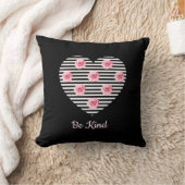 ビーキンドハートロマンティックピンクローズオンブラックストライプ クッション (ブランケット)