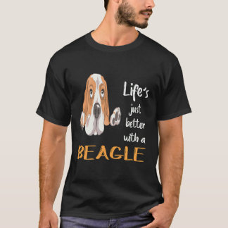 ビーグルがいると人生がもっと楽しくなる Tシャツ