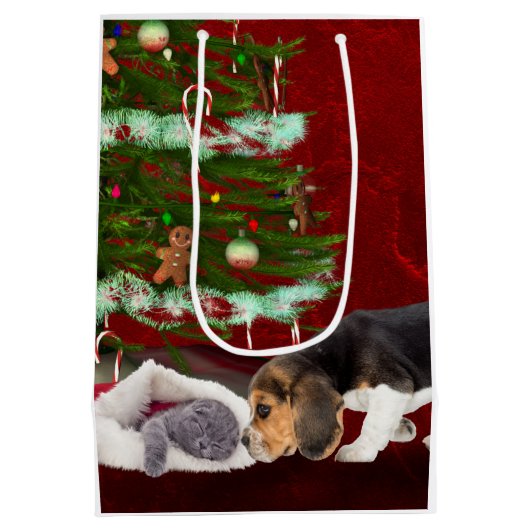 ビーグル犬およびいけない子猫のクリスマス ミディアムペーパーバッグ (裏面)