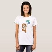 ビーグル犬が気球で飛び上がる Tシャツ (正面フル)