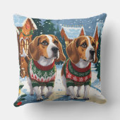 ビーグル犬のクリスマス雪の休日 クッション (裏面)