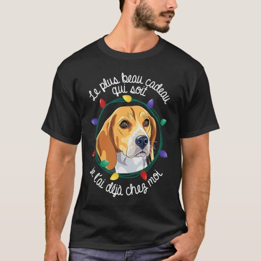 ビーグル犬のクリスマス Tシャツ (正面)
