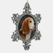 ビーグル犬 スノーフレークピューターオーナメント (左)