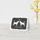 ビーグル結婚ーズ犬の恋人おめでとうおめでとう カード (黄色い花)