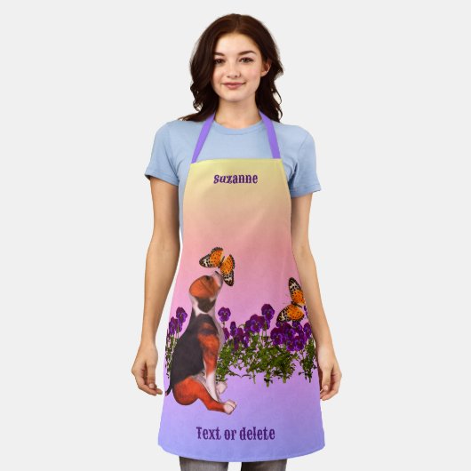 ビーグル蝶の花パーソナライズされた動物 エプロン (着用した状態)