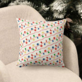 ビーズのガーランドとレトロなクリスマスオーナメント クッション