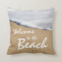 ビーチおよび海の枕への歓迎