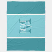 ビーチお願いタイポグラフィ任意の色モノグラムの フリースブランケット (正面)