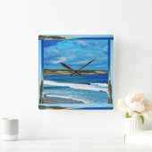 ビーチが来波転がを受け入れる時 スクエア壁時計 (ホーム)