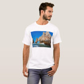 ビーチではねかける波 Tシャツ (正面フル)
