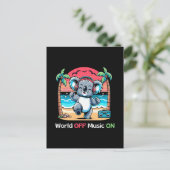 ビーチでまったりするコアラ ポストカード (スタンド正面)