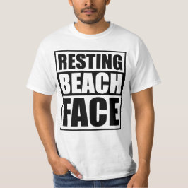 ビーチでリラックスした顔 ウイットに溢れる夏の気分 Tシャツ
