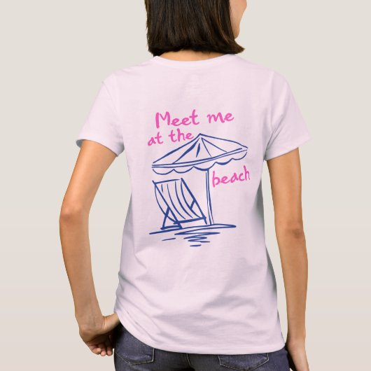 ビーチで会おう - 海岸沿いの夏の雰囲気グラフィック Tシャツ (裏面)