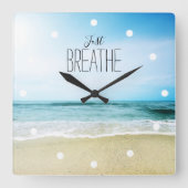 ビーチで呼吸 スクエア壁時計 (正面)
