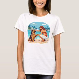 ビーチで女性と仲良くする幸せなジャーマンシェパード Tシャツ
