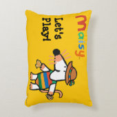 ビーチで貝を集めているMaisy アクセントクッション (正面(垂直))