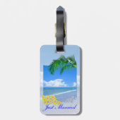 ビーチとブルースカイ結婚ズのたった今結婚しました ラゲッジタグ (裏面縦)