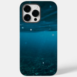 ビーチと巨大な波と山のあるシーケープ 海用ケース Case-Mate iPhone 14 PRO MAXケース
