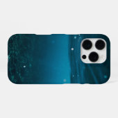 ビーチと巨大な波と山のある海の風景 スマホケース iPhoneケース (裏面横)