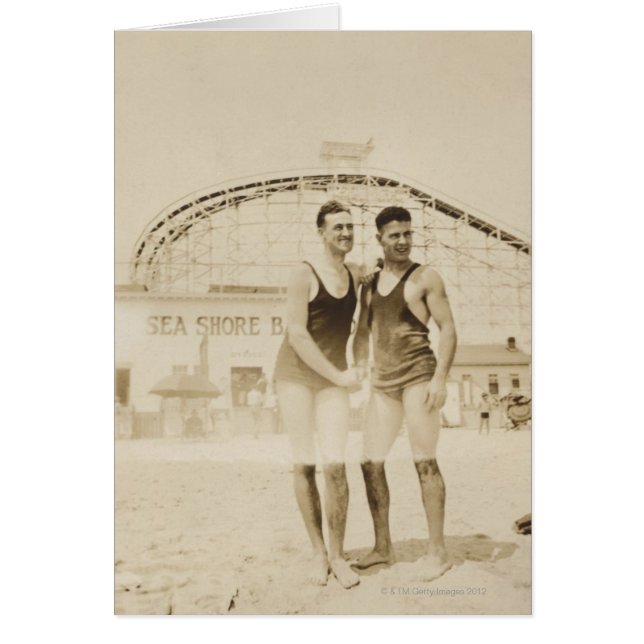 ビーチに立っている人 (正面)