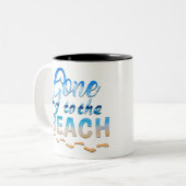 ビーチに行く ツートーンマグカップ (正面左)