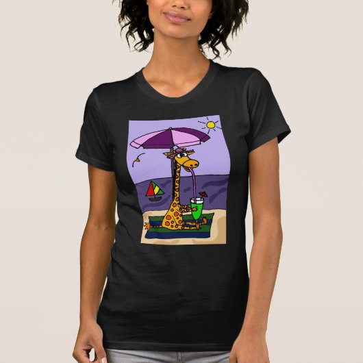 ビーチのおもしろいなキリン Tシャツ (正面)