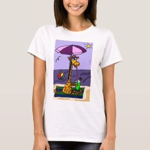 ビーチのおもしろいなキリン Tシャツ