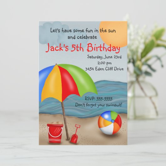 ビーチのおもしろいの誕生日の招待状 招待状 (スタンド正面)