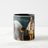 ビーチのおもちゃの膨脹 ツートーンマグカップ (中央)