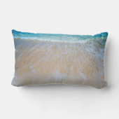 ビーチのクリーミーな海水 ランバークッション (裏面)