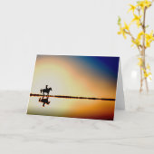 ビーチのシルエットの挨拶状の馬そしてライダー カード (黄色い花)