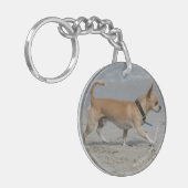 ビーチのチワワ キーホルダー (正面左)