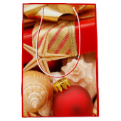 ビーチのヒトデそして海の貝のクリスマス ミディアムペーパーバッグ (正面)