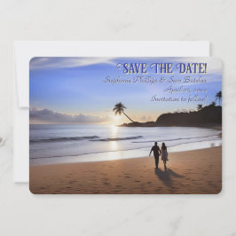 ビーチのロマンチックなカップル Save the Date 招待状