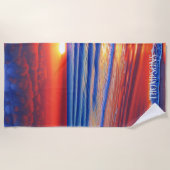 ビーチの夕日と名パーソナライズされた前 ビーチタオル (正面)