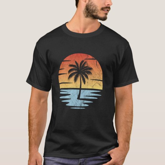 ビーチの夕日 Tシャツ (正面)