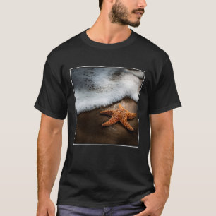 ビーチの孤独なヒトデ Tシャツ
