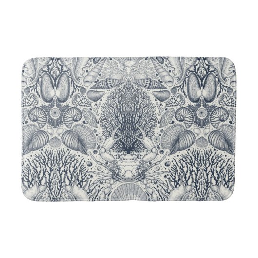 ビーチの宝物，貝殻，カニ，サンゴと海 バスマット (正面)